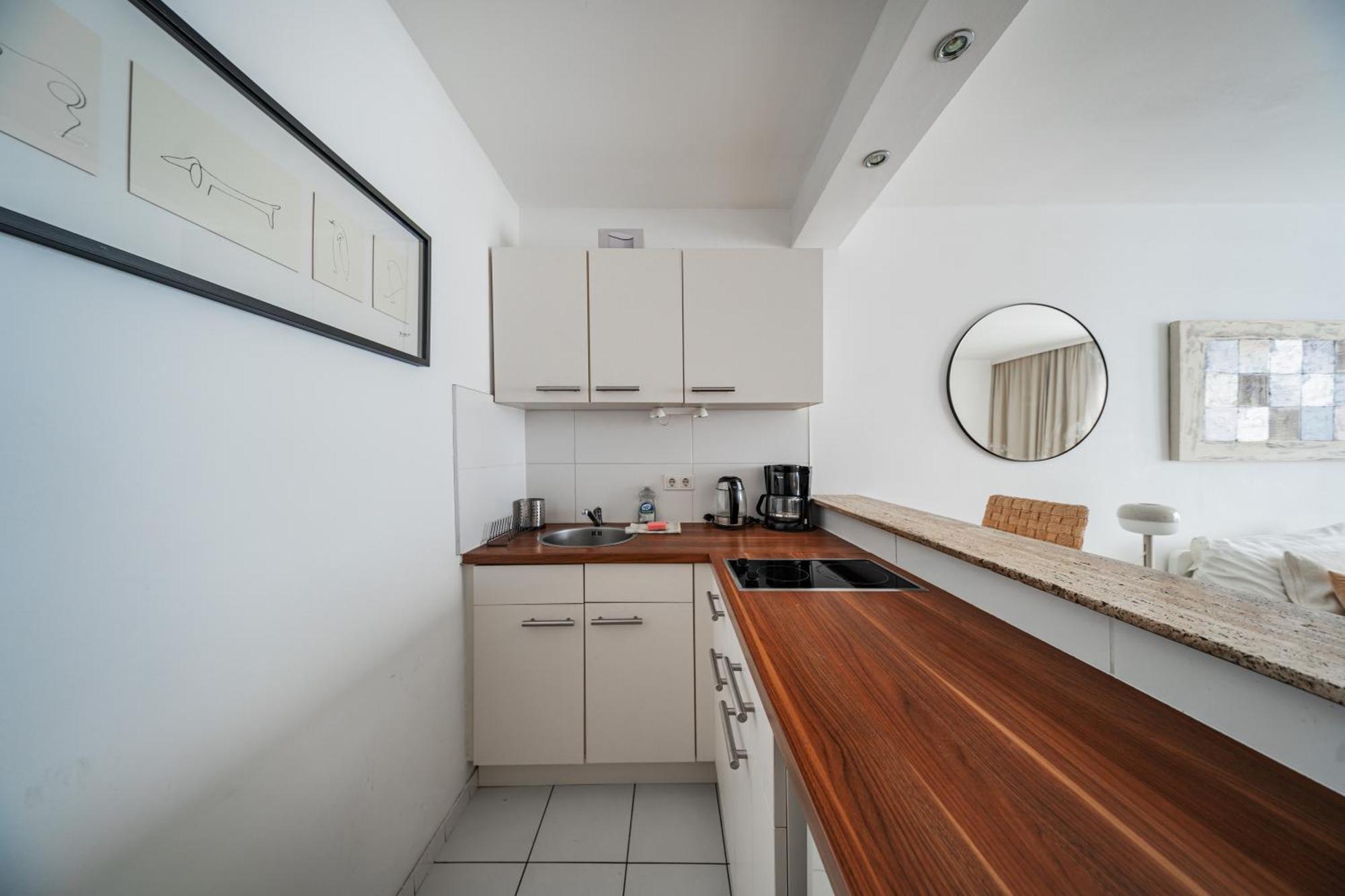 Studio Next To Karlskirche Vienna Room photo